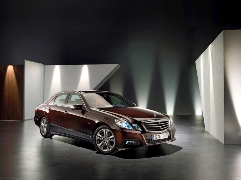 Mercedes-Benz E-Class 2010 ������������� ����