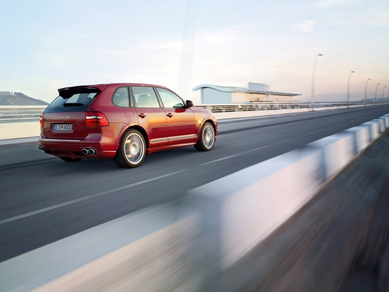 Porsche Cayenne GTS   ������������� ����