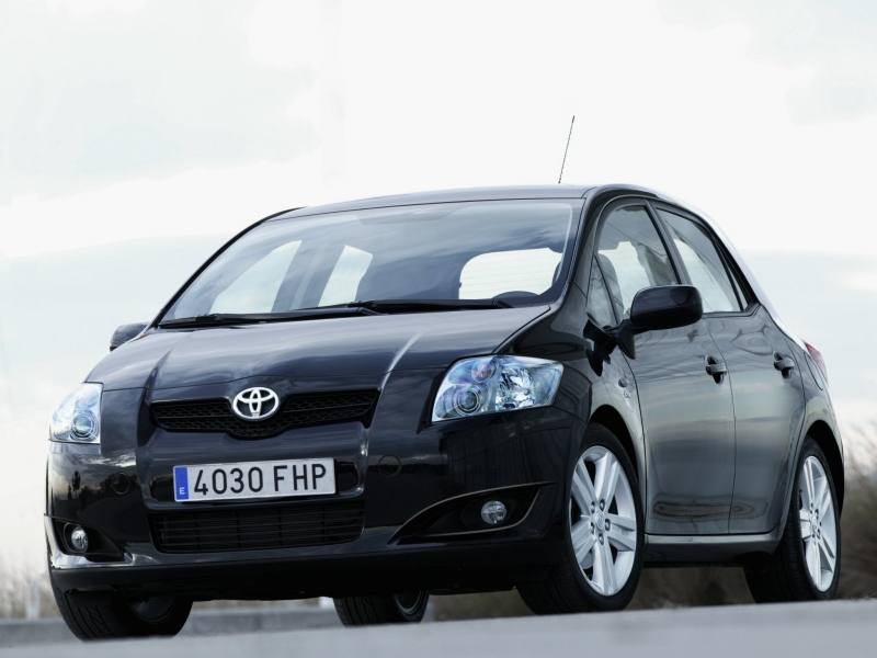 Toyota Auris ������������� ����