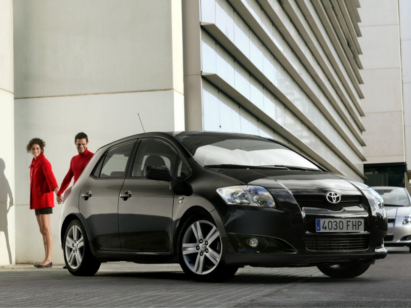 Toyota Auris ������������� ����
