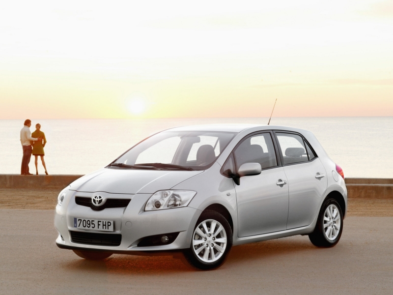 Toyota Auris ������������� ����