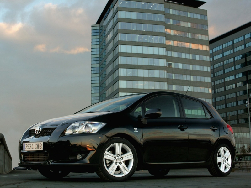 Toyota Auris ������������� ����