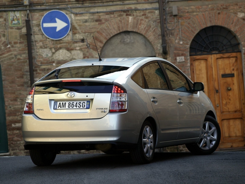 Toyota Prius ������������� ����