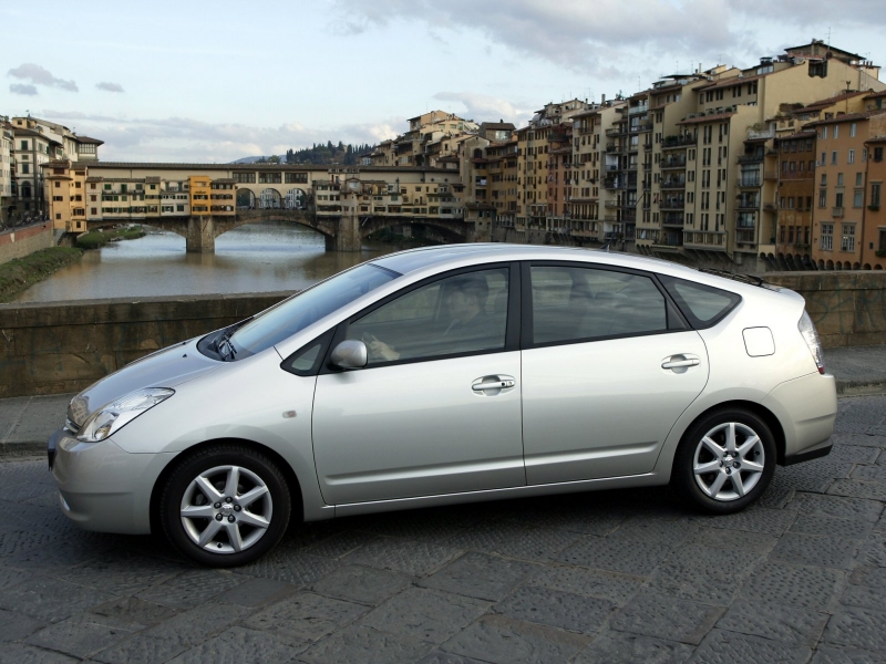 Toyota Prius ������������� ����