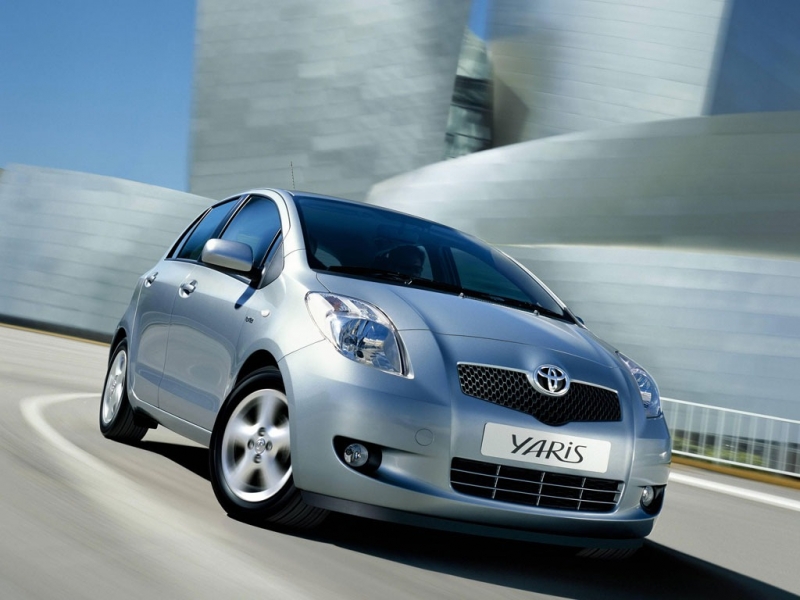 Toyota Yaris ������������� ����