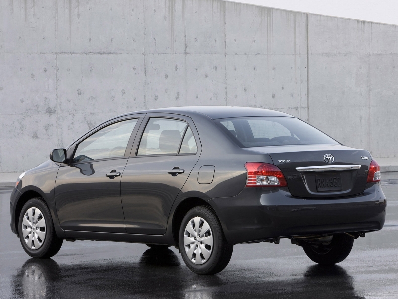 Toyota Yaris ������������� ����