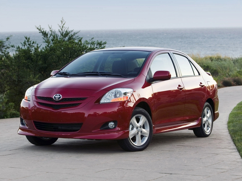 Toyota Yaris ������������� ����