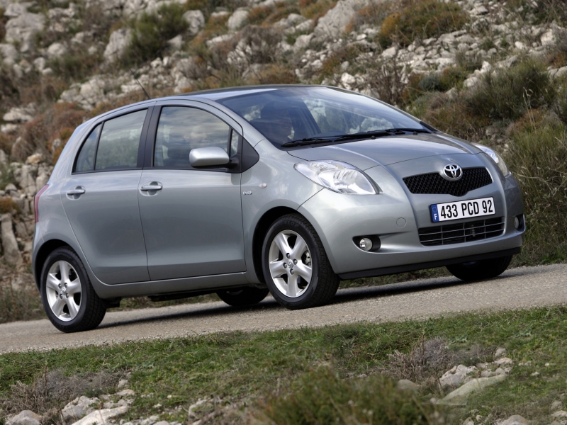 Toyota Yaris ������������� ����