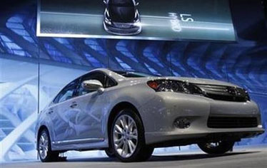 Toyota отзывает в США 17 тыс. гибридных седанов Lexus HS 250h Hybrids