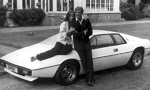 Lotus Esprit ����� ��������������� ������� �� ��������� Lexus LF-A