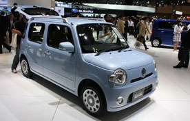 &laquo;�������&raquo; ������������� ������� Daihatsu Mira Cocoa ������� � ����� 