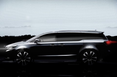 ����������� Kia Sedona ������ ������ ���� ����������