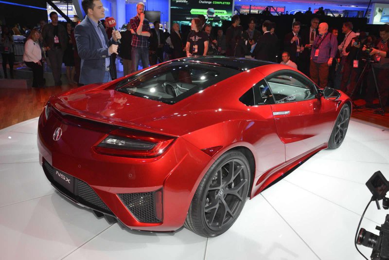 � �������� �������� �������� ������ Acura NSX 2015