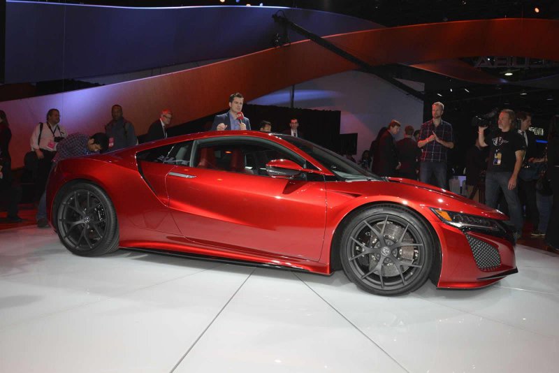 � �������� �������� �������� ������ Acura NSX 2015