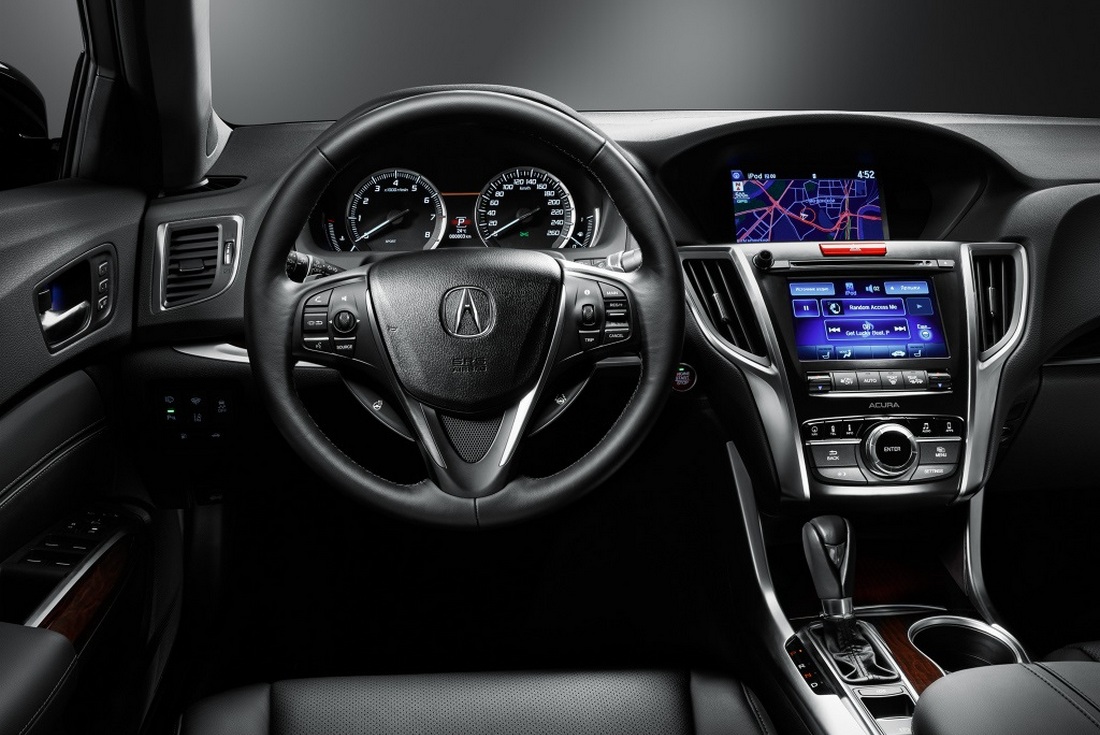 ����� ����� Acura TLX ������ ����������� � ������ � 29 ������