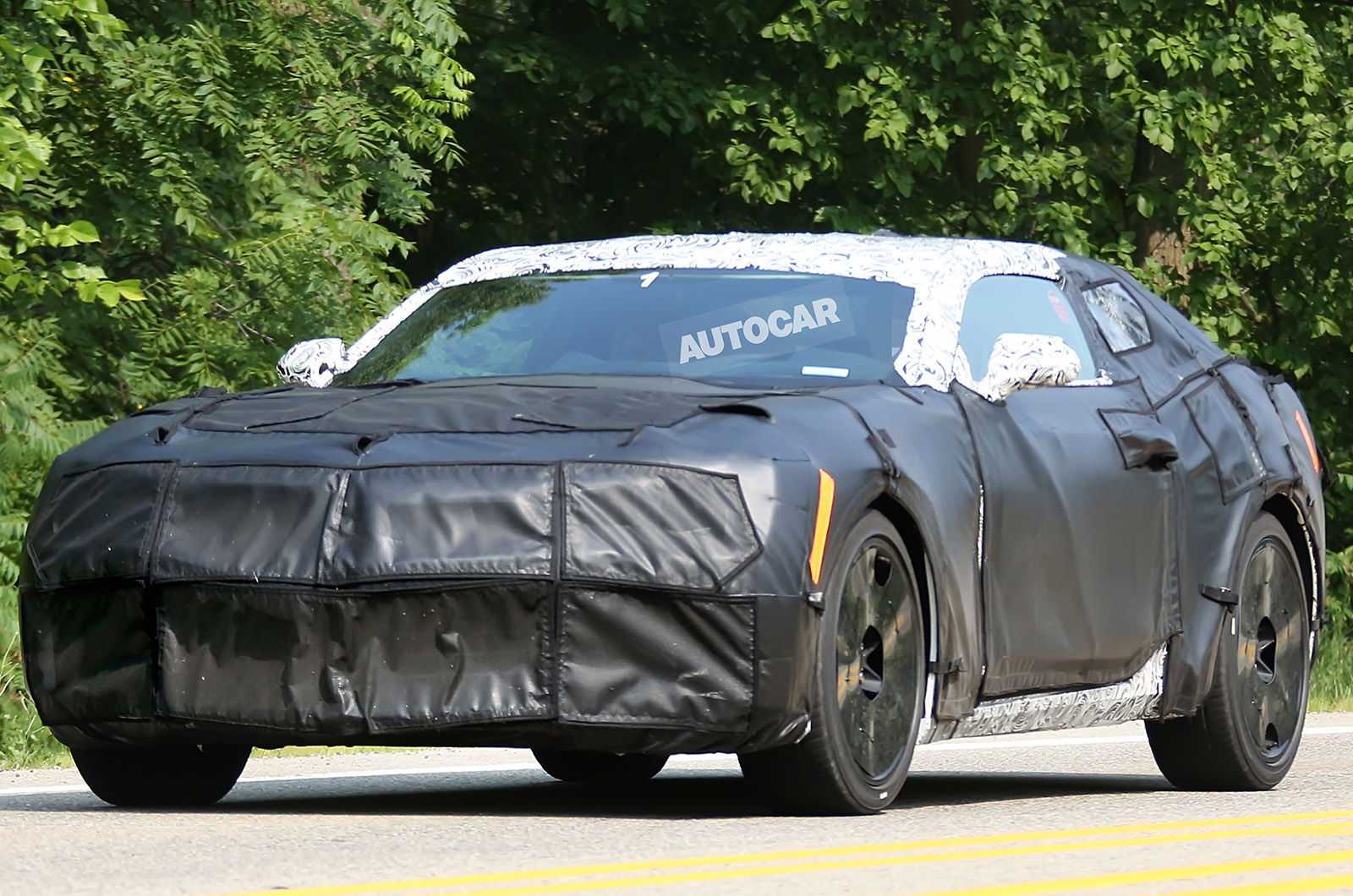 Chevrolet Camaro 2015 front