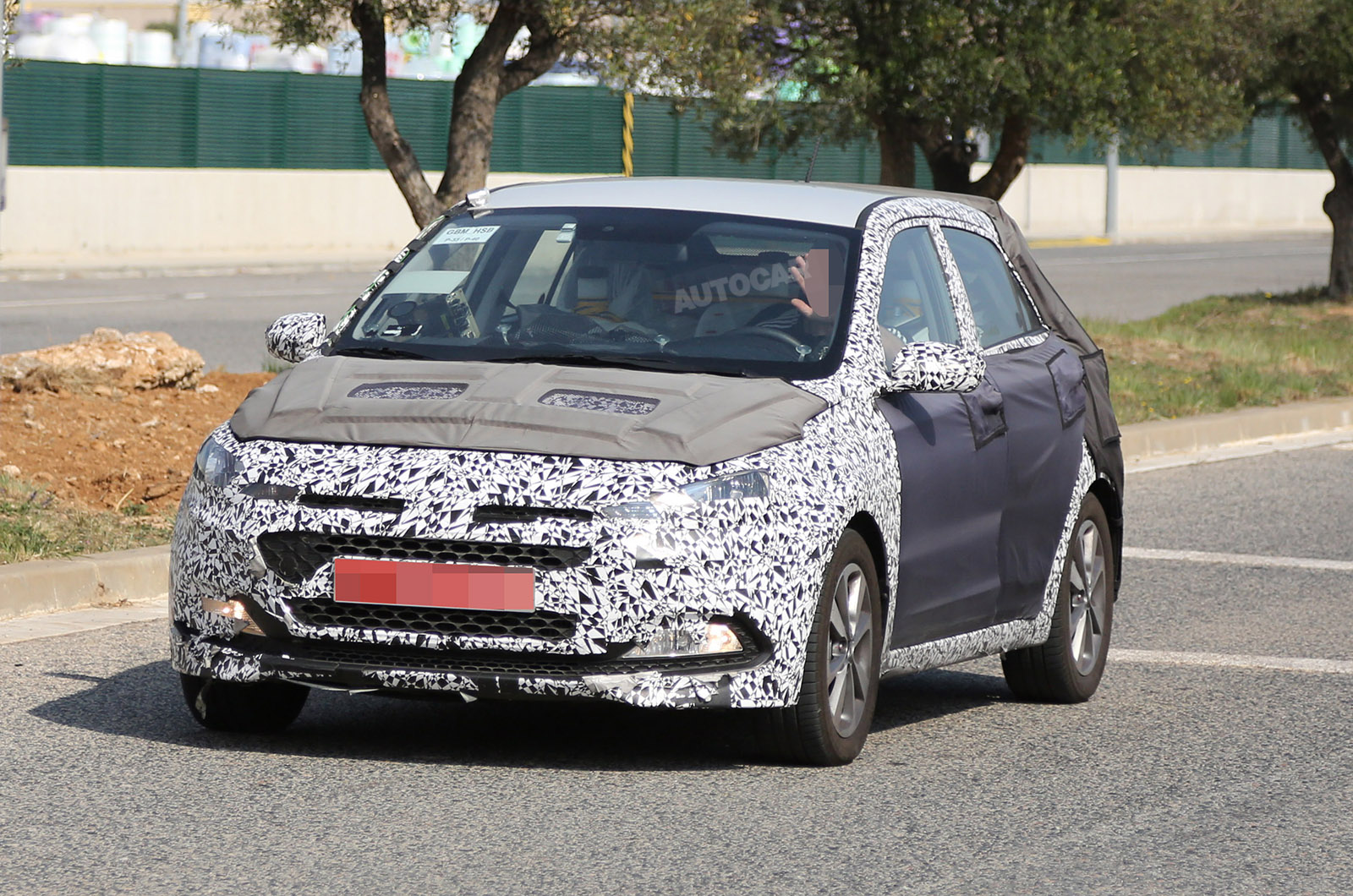 В Сети опубликованы «шпионские» снимки обновленного Hyundai i20