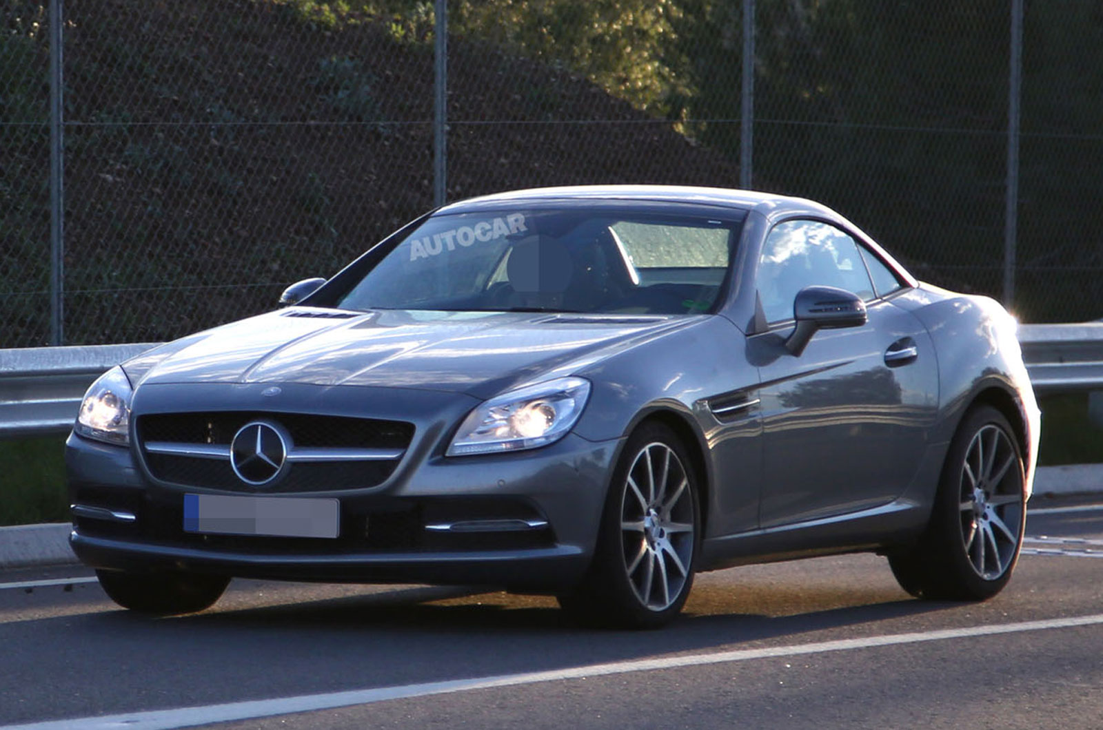 � �������� ��������� �������� Mercedes-Benz SLK 2016