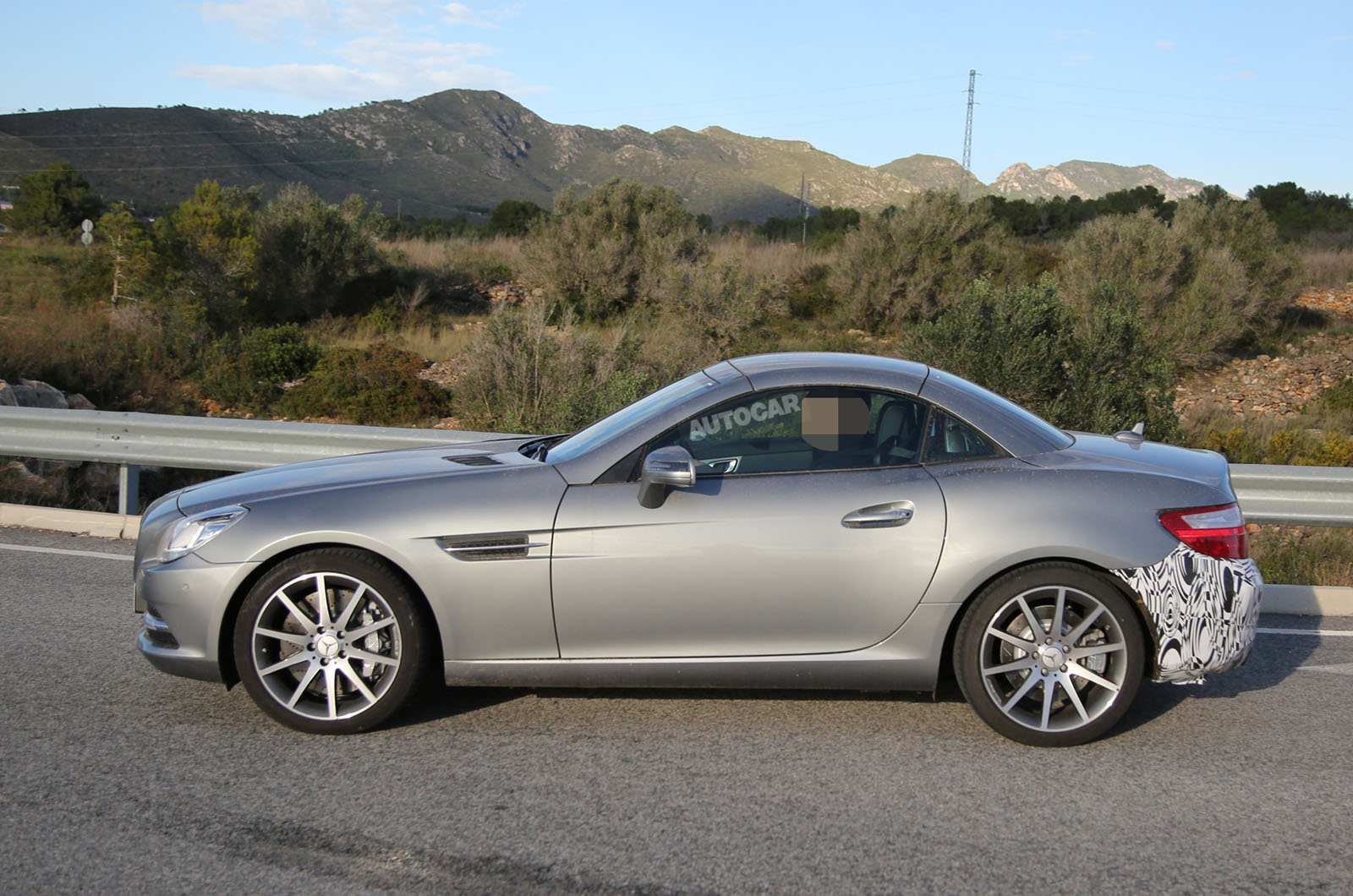 �� ������� �������� &laquo;����������&raquo; �������� Mercedes-Benz SLK 2016