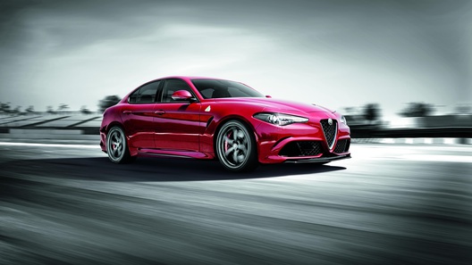 Alfa Romeo Giulia: ��������� �����