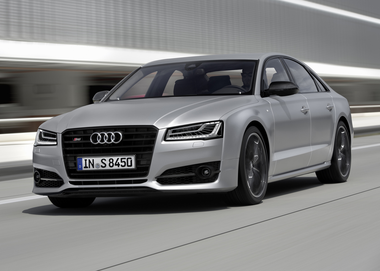 ������� ��������� Audi S8 Plus