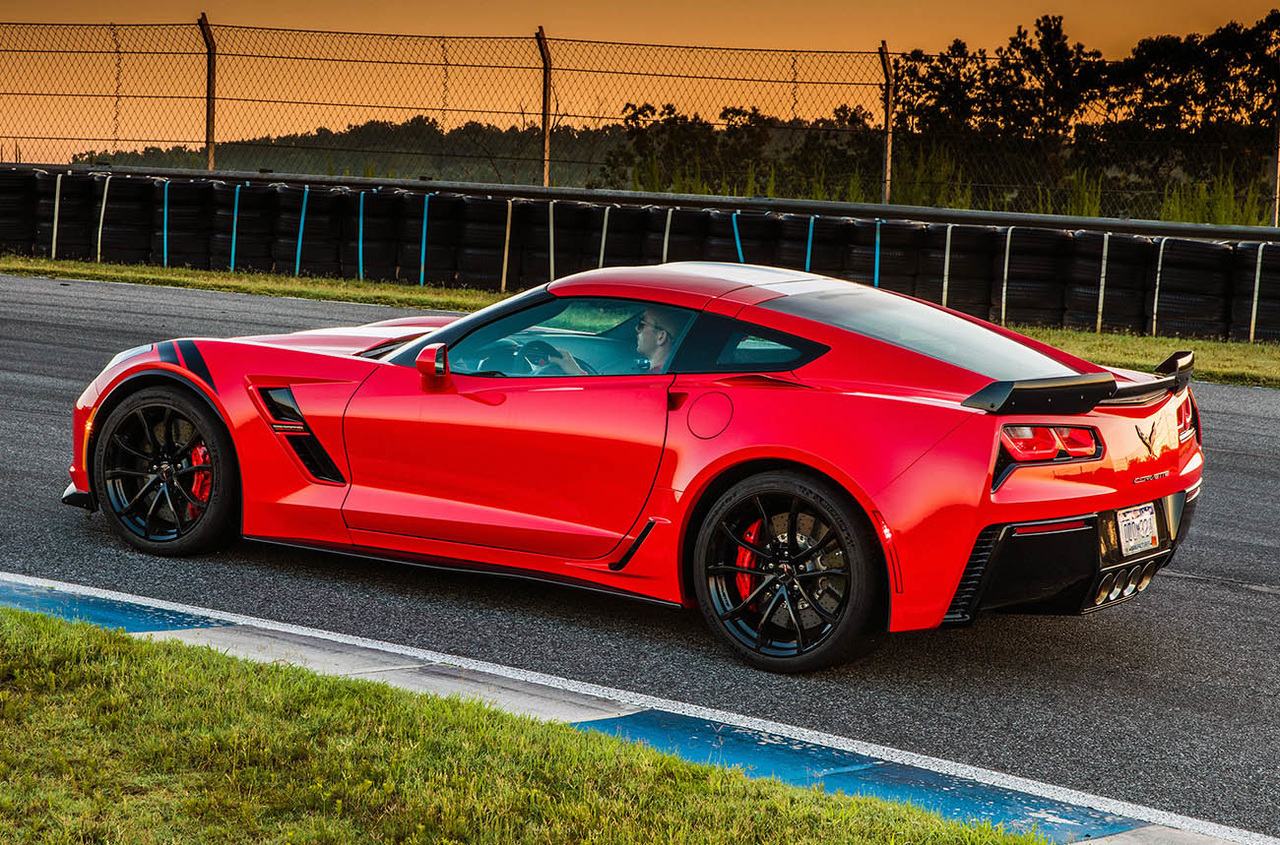 ���������� ��������� ��� Corvette ���������� ������� Grand Sport