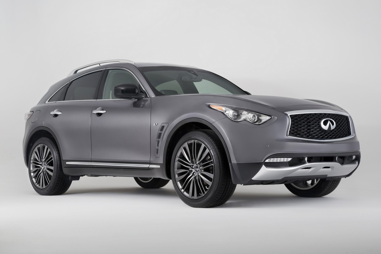 Роскошная версия Infiniti QX70 появится на автосалоне в США