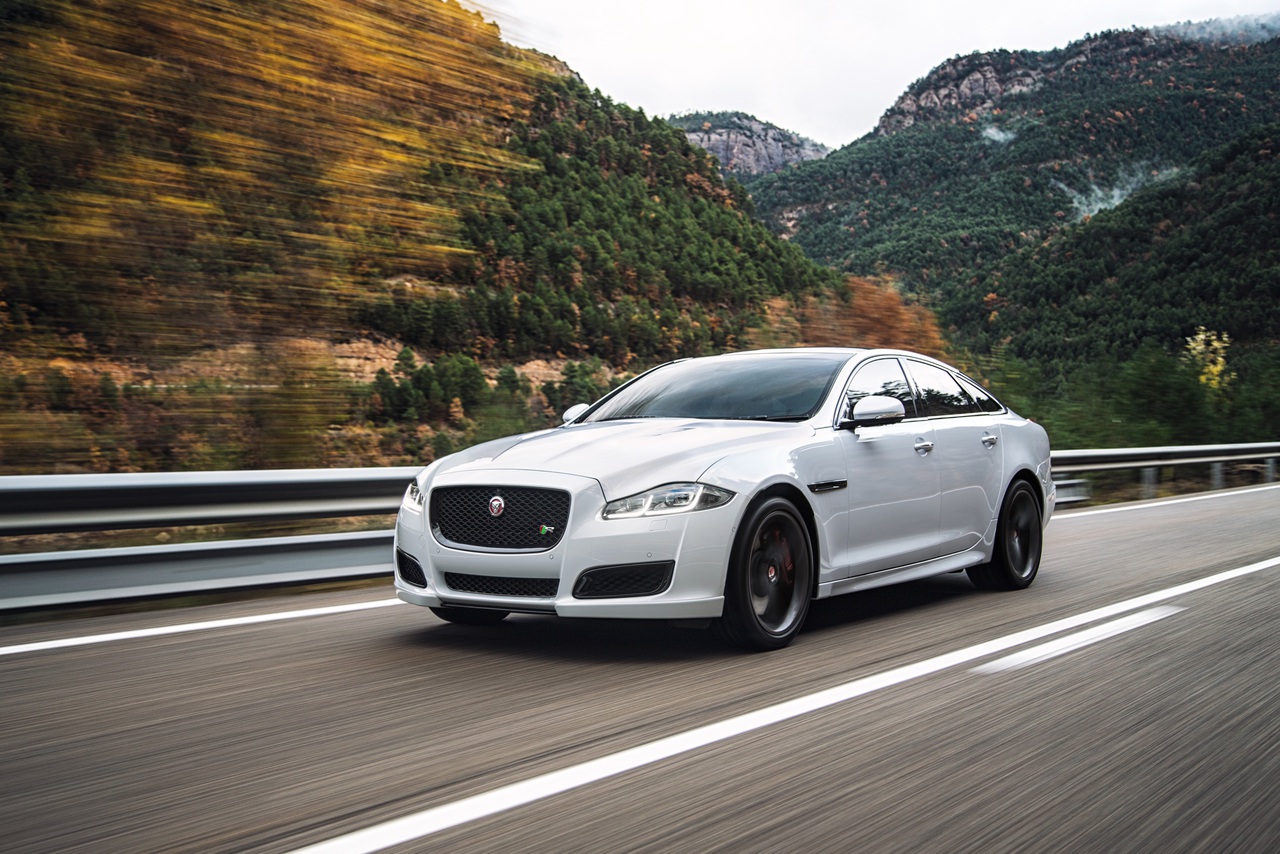 Jaguar Land Rover ����� �������� ���������� � ������
