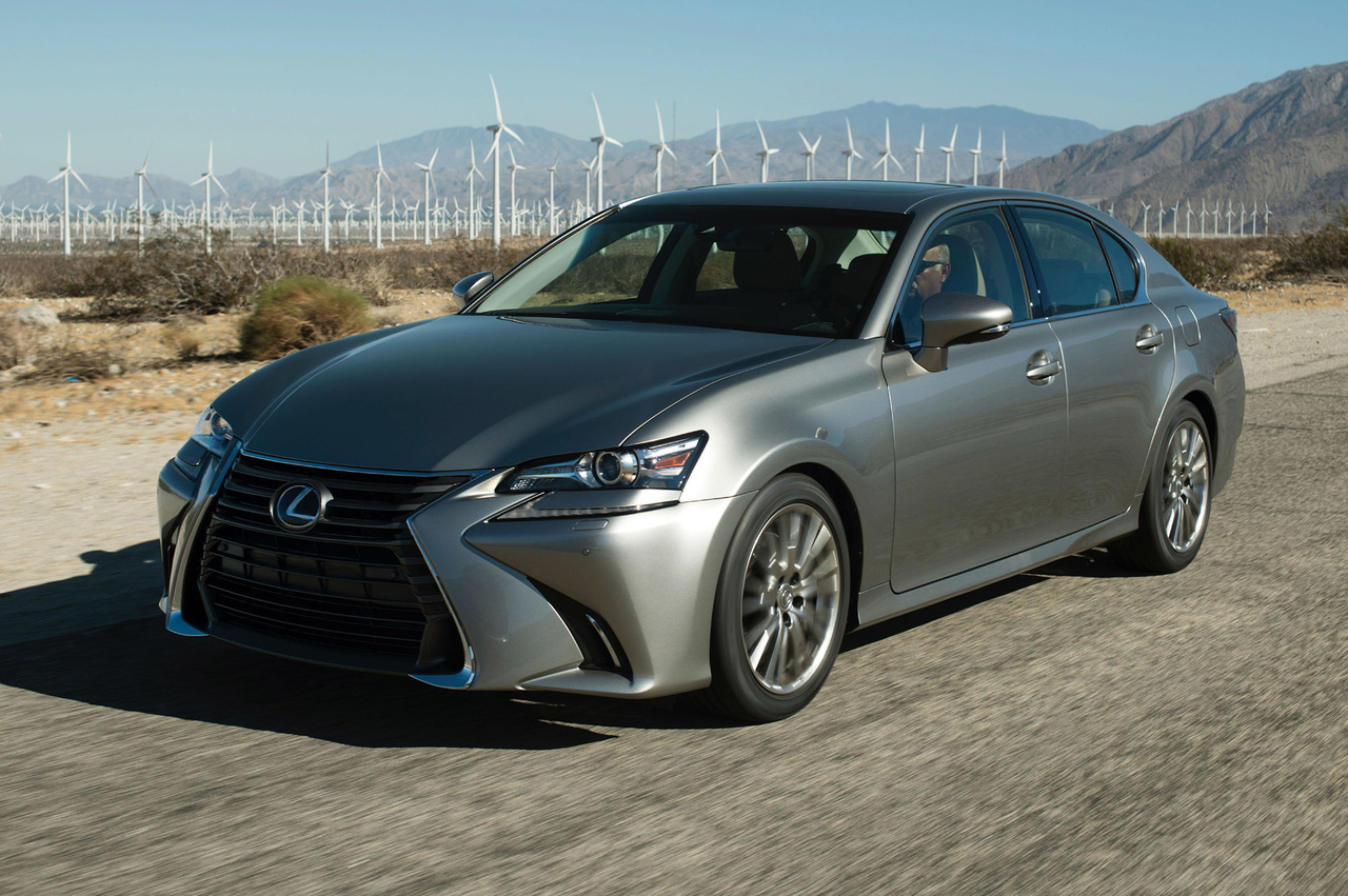 Стали известны подробности рестайлинга седана Lexus GS