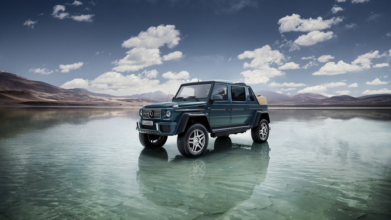 ������ ����� ������� ������� Maybach G650 Landaulet �� Mercedes-Benz