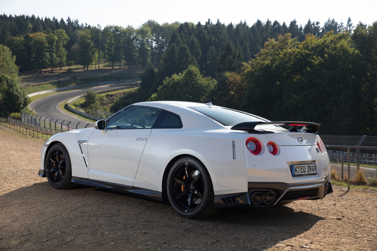 Новая модификация Nissan GT-R от подразделения Nismo