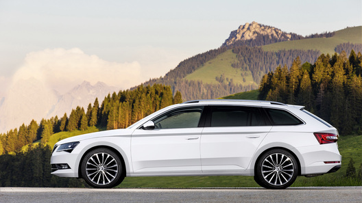 Универсал от Skoda будет мощным и быстрым