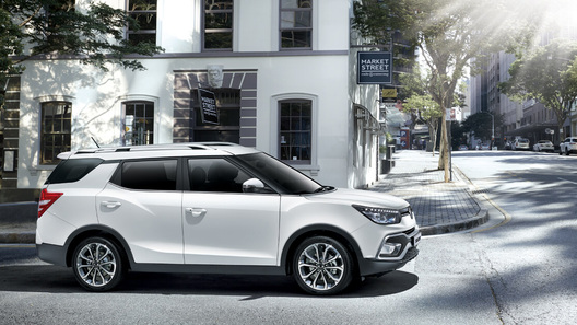 SsangYong Tivoli ������������ � ������