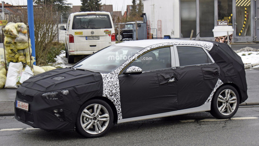 Новые тестирования Kia cee'd