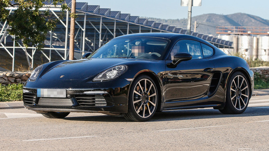Porsche ������ ���������� �������������� ������ Cayman � Boxter