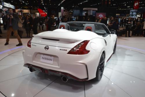 Nissan �������� � ������ ����� �������������� ������� 370Z Nismo Roadster