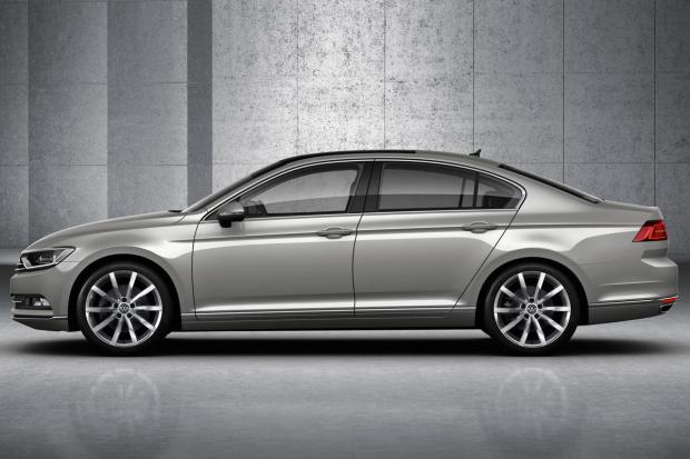Volkswagen Passat �������� ��������� ����� ����������� � BMW 3 Series