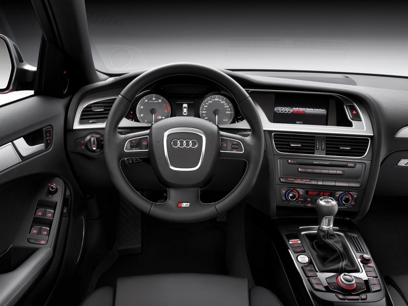 Audi S4 Avant 2009 ������������� ����