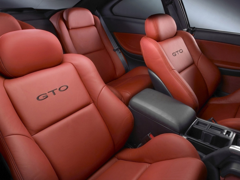 Pontiac Gto 2004  ������������� ����